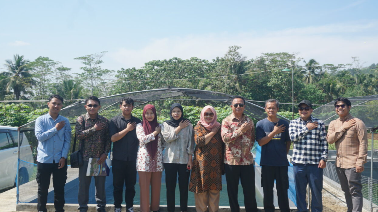 Praktik Penggunaan Panel Surya