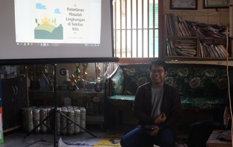sosialisasi dan pelatihan
