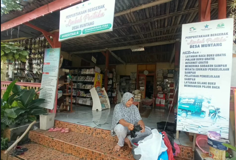 Limbah Pustaka Olah Sampah Kresek Menjadi Bahan Kerajinan, Wujud Literasi Lingkungan untuk Kesejahteraan